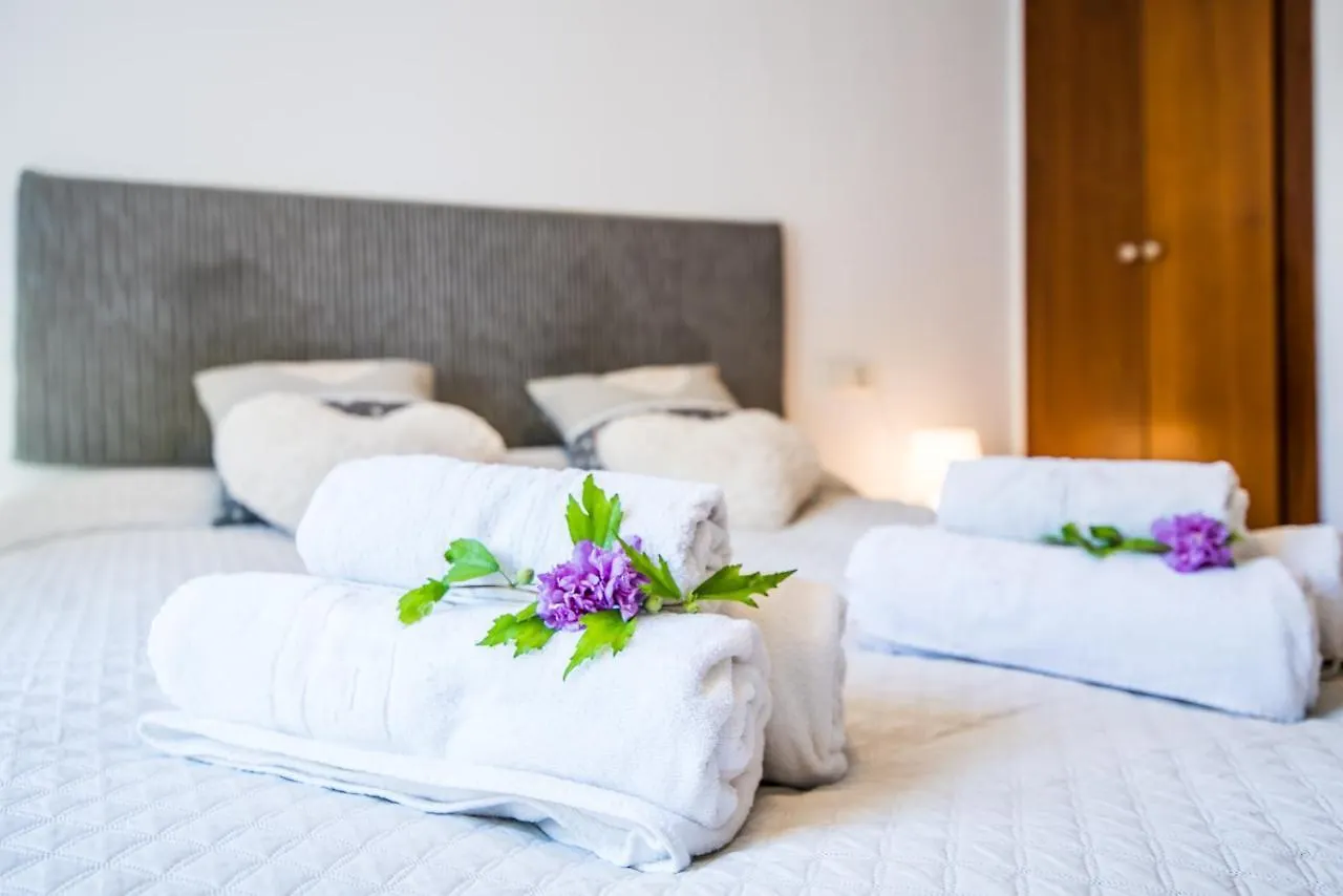 Ideal Property Mallorca - Delicias Alcúdia 0*,