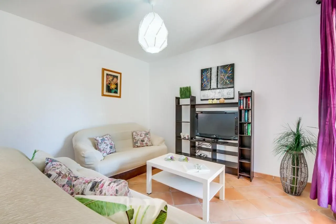 Ideal Property Mallorca - Delicias Alcúdia 0*,  Španělsko