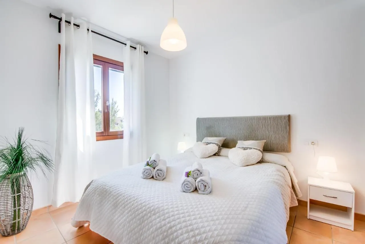 Ideal Property Mallorca - Delicias Alcudia  0*, Alcudia (Mallorca)